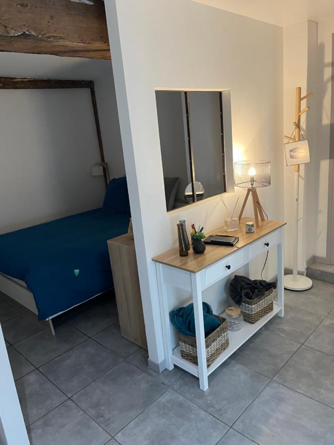 Joli Appartement Quartier Historique Moulins  Bagian luar foto