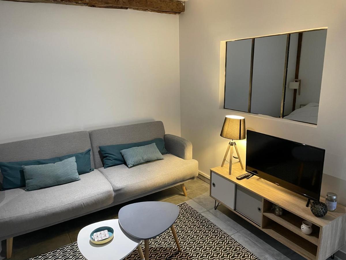 Joli Appartement Quartier Historique Moulins  Bagian luar foto